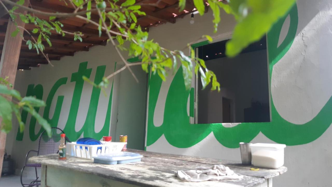 Natural Hostel Атинс Екстериор снимка