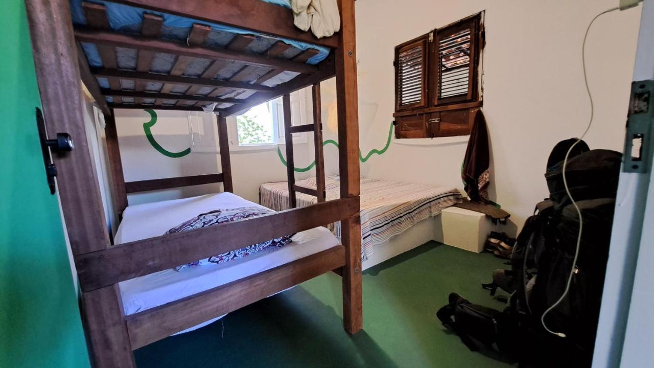 Natural Hostel Атинс Екстериор снимка